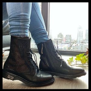 NEW! British Brand Cult Combat Moto Boots with Glitter Thread Mesh - Size 8